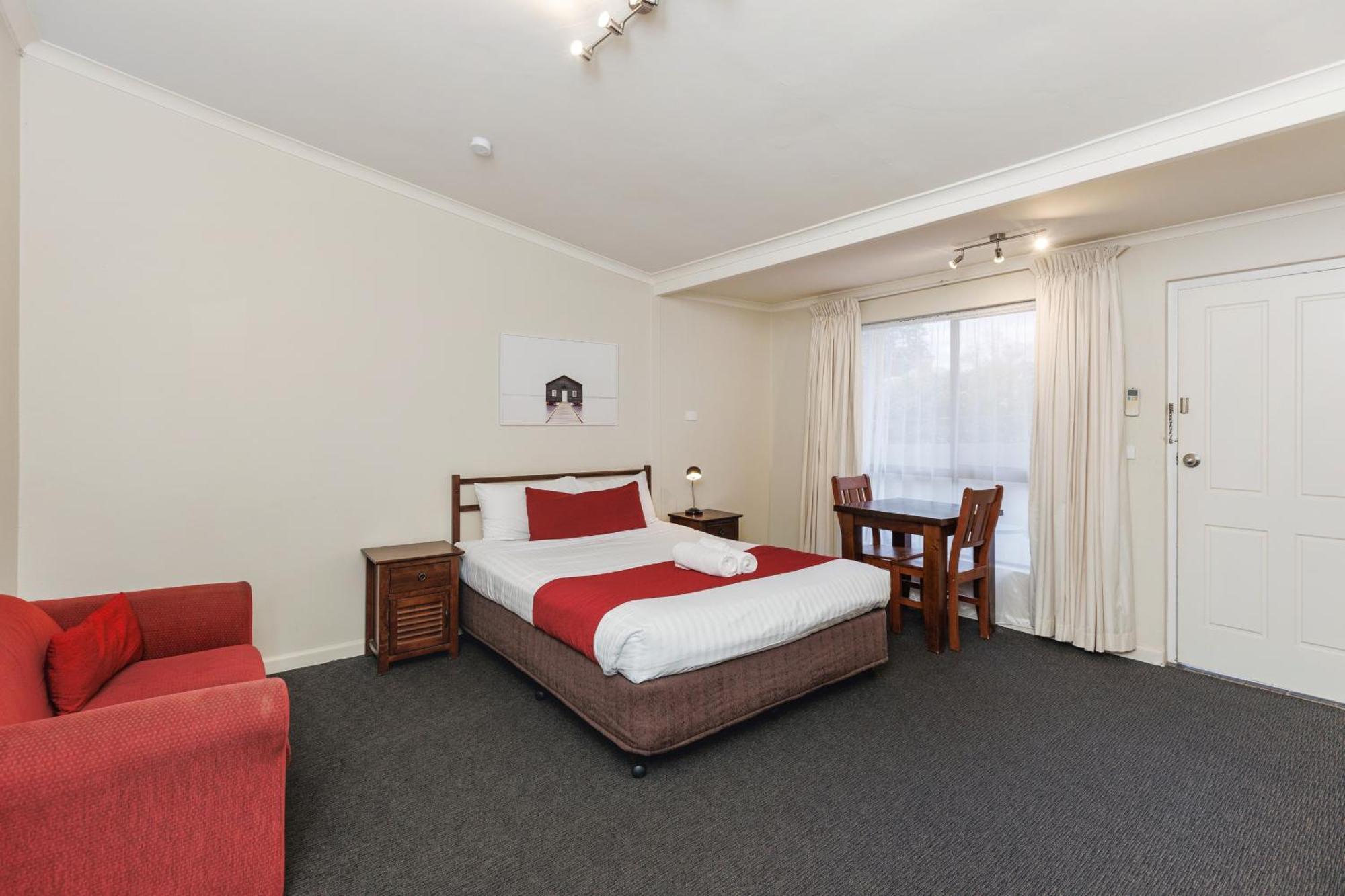 Amaroo Motel Tumuts Best Accommodation Екстер'єр фото